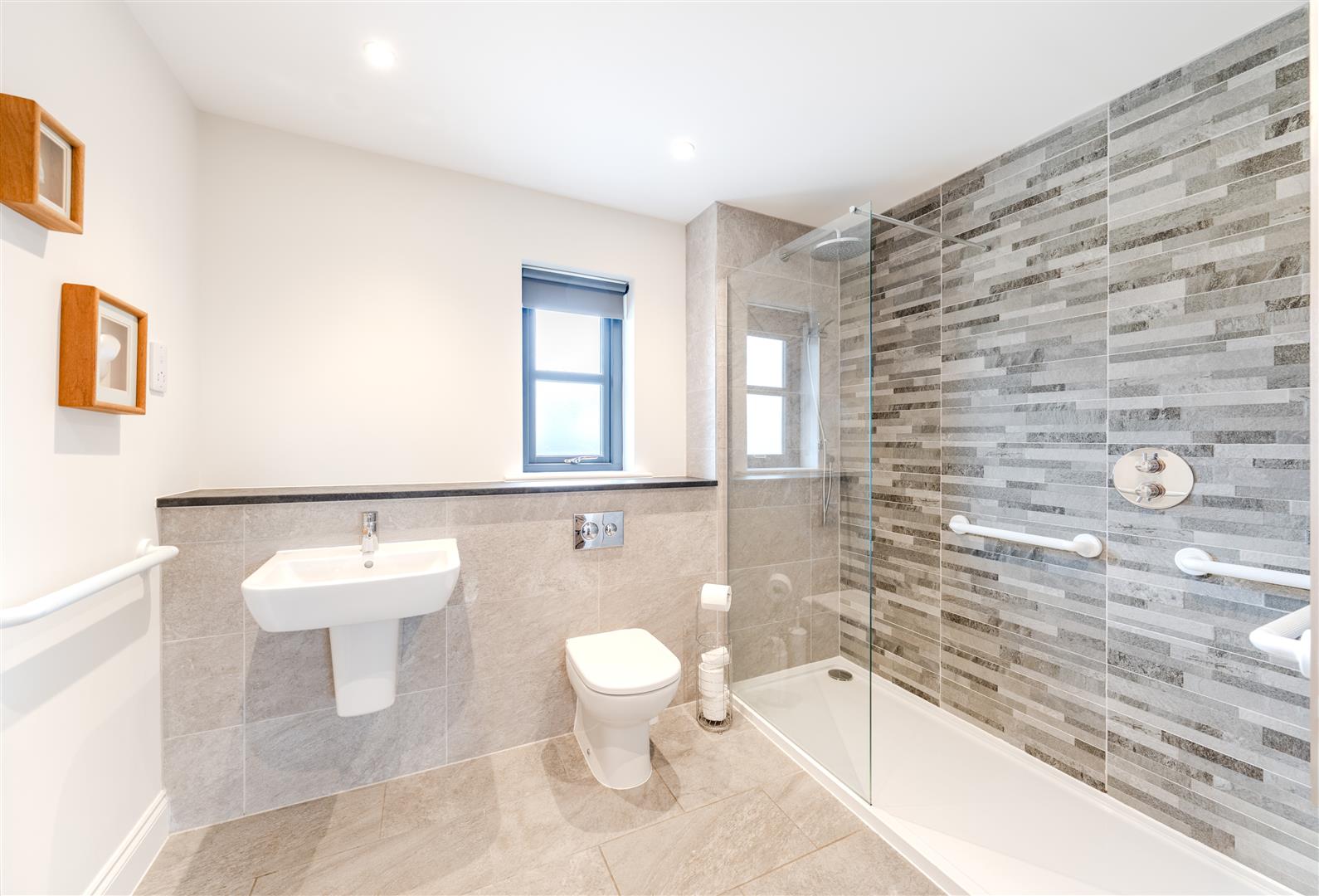 1_everly_way_swinton-17