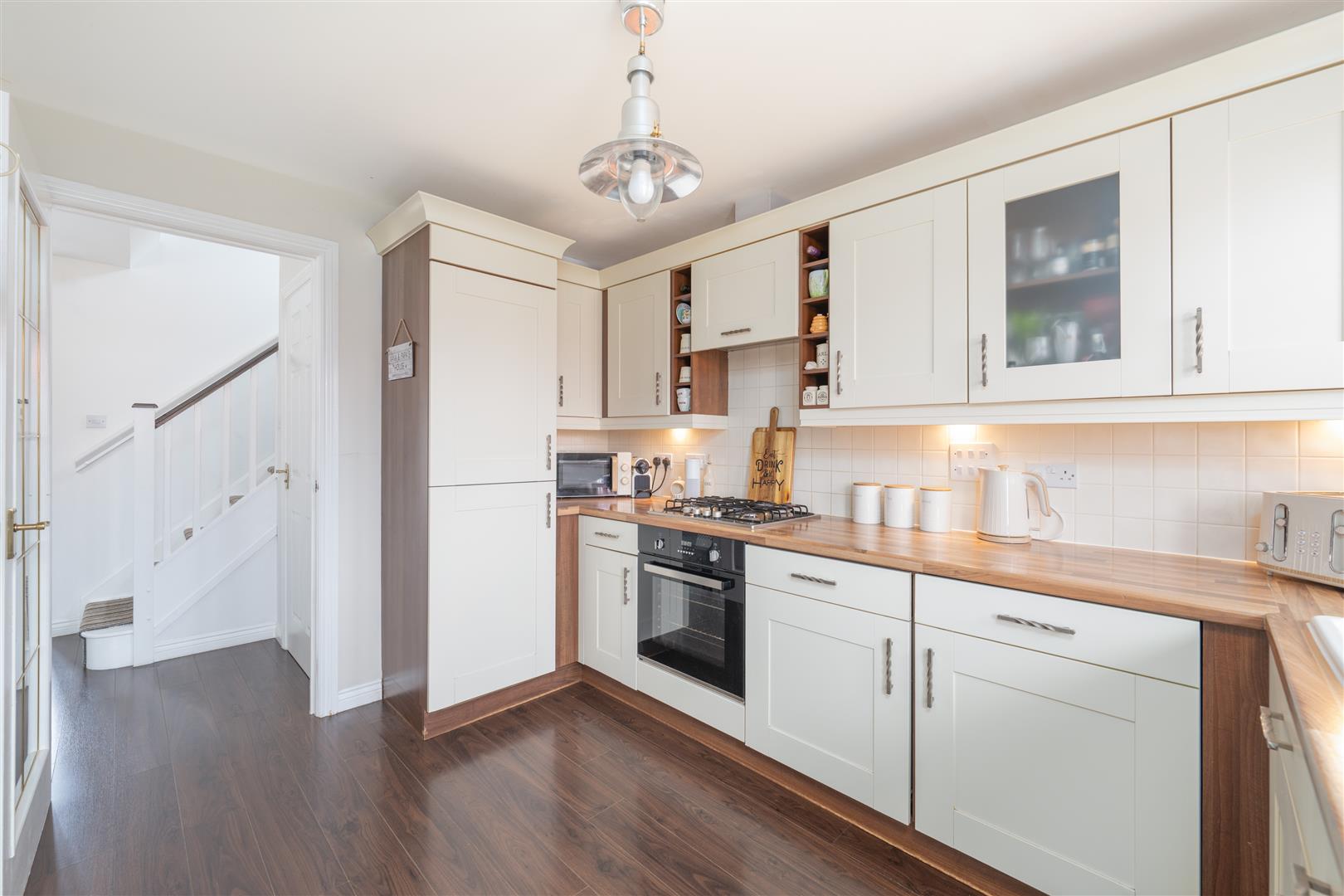 83_hallydown_crescent-9