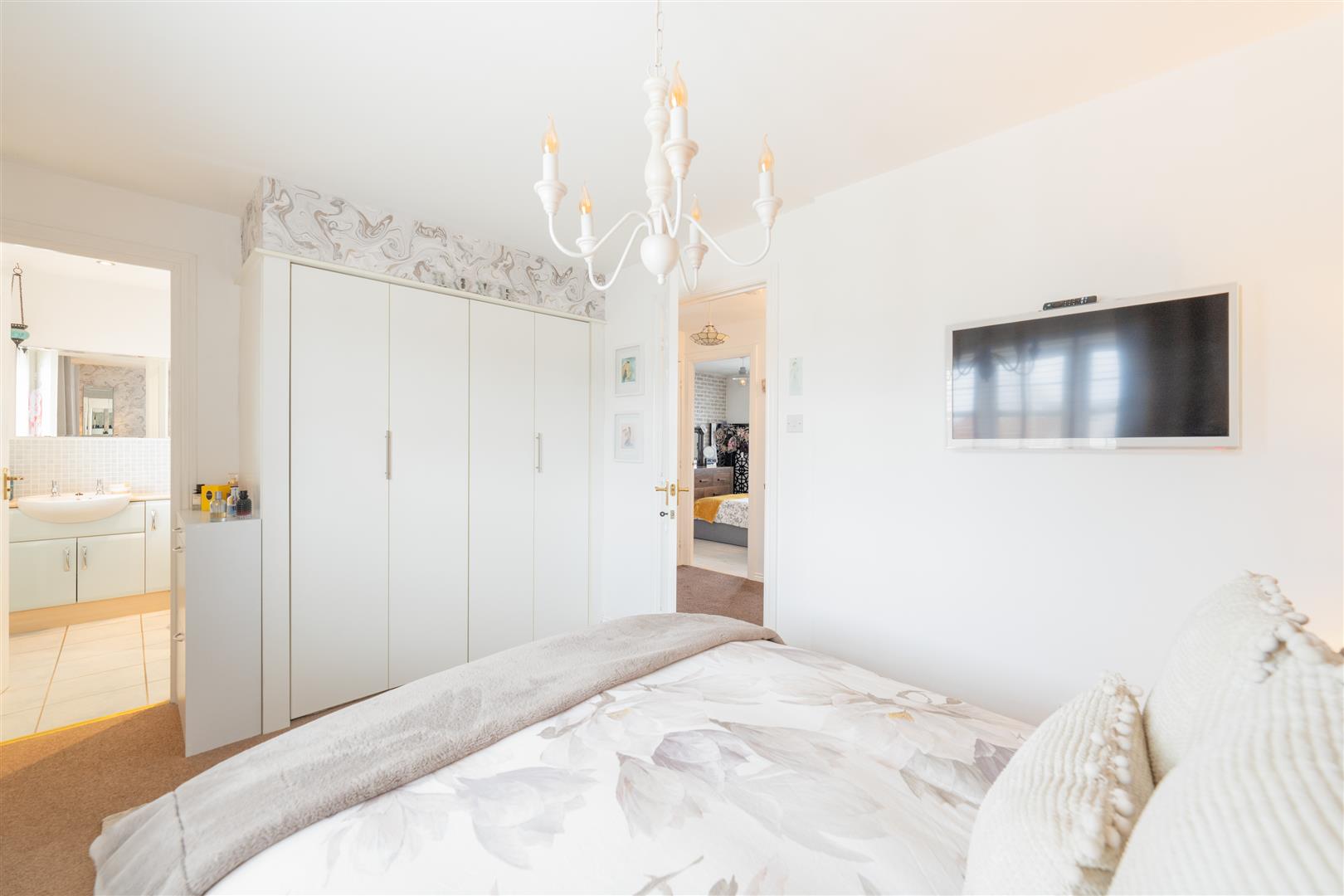 83_hallydown_crescent-12