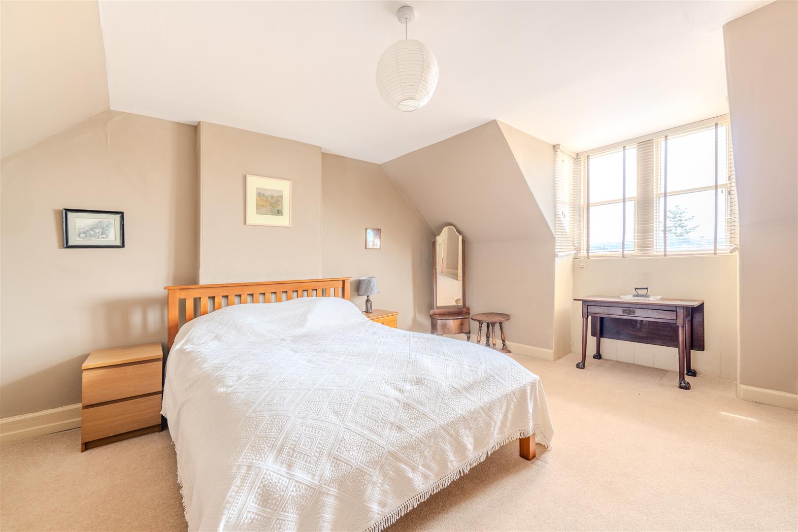 18_Newtown_Street-12