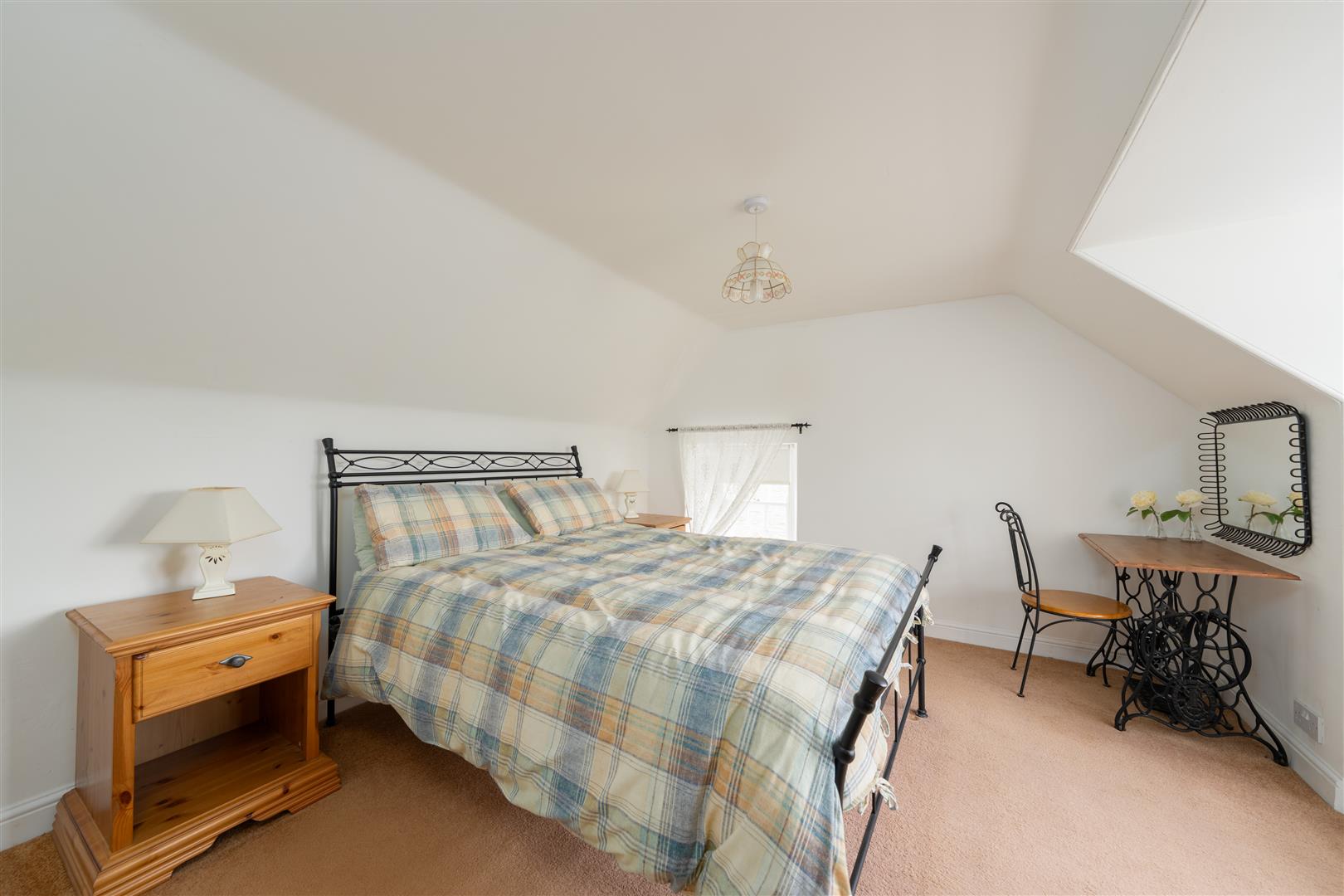 1_Swinton_Bridge_End_Farm_Cottage-17