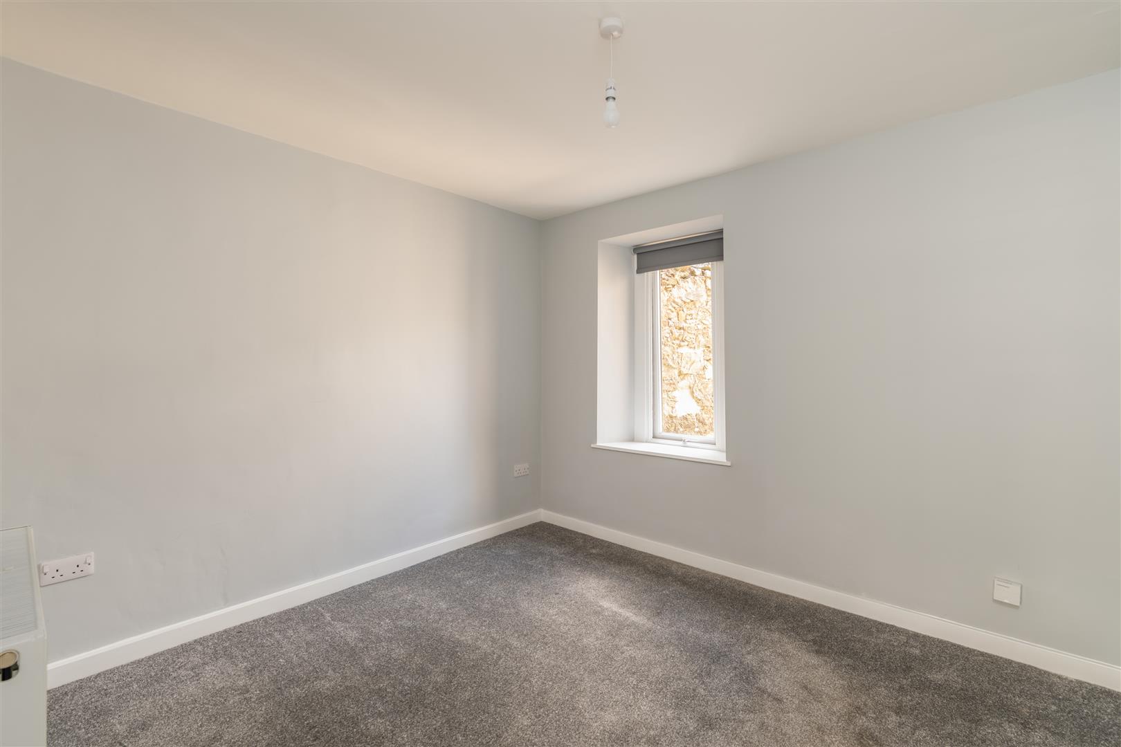 lower_left_apartment-09