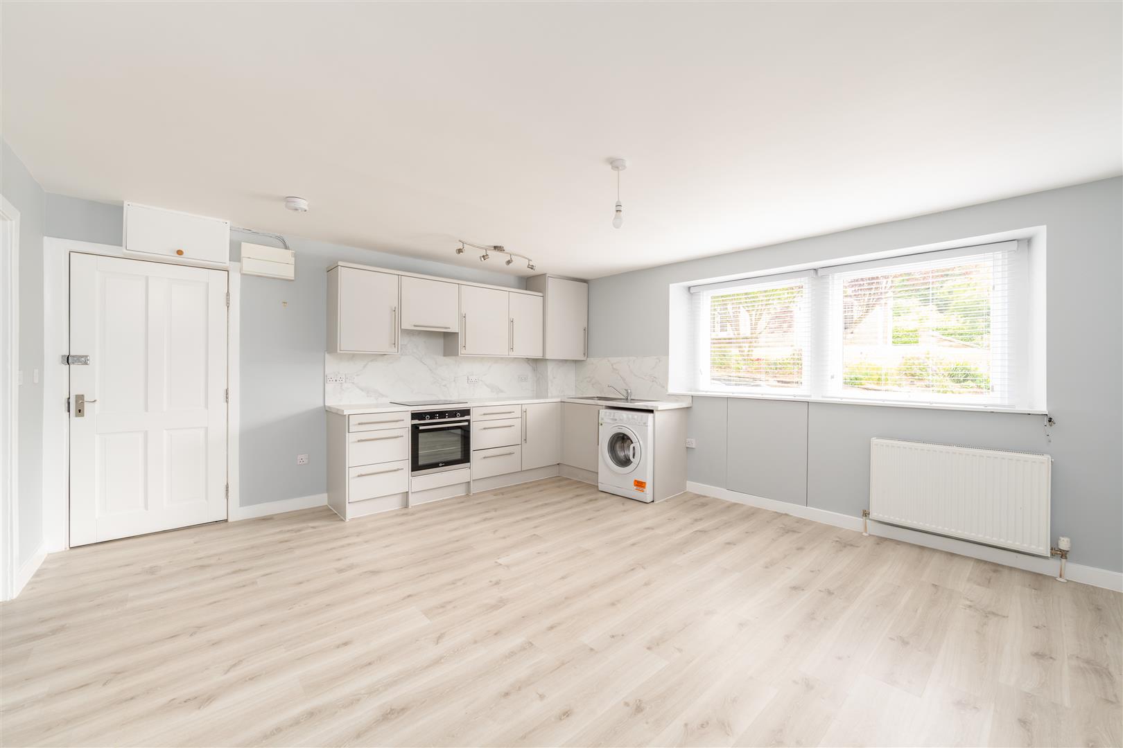 lower_left_apartment-06