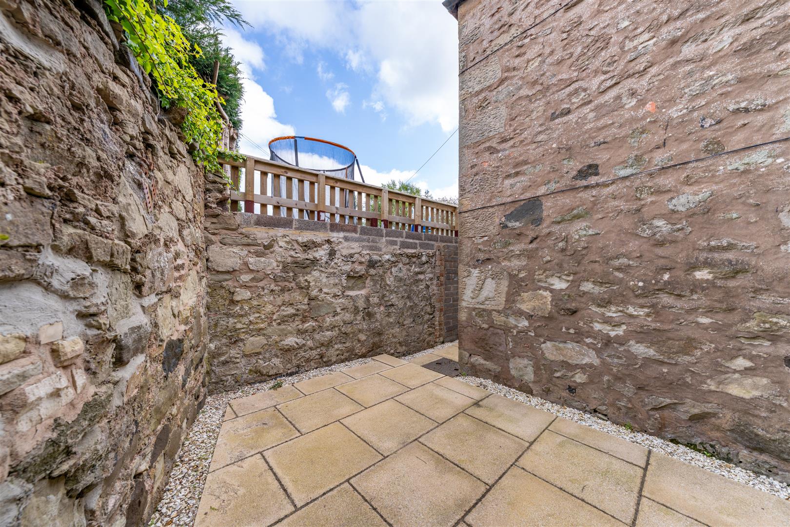 apartment_17b_bridgend-10