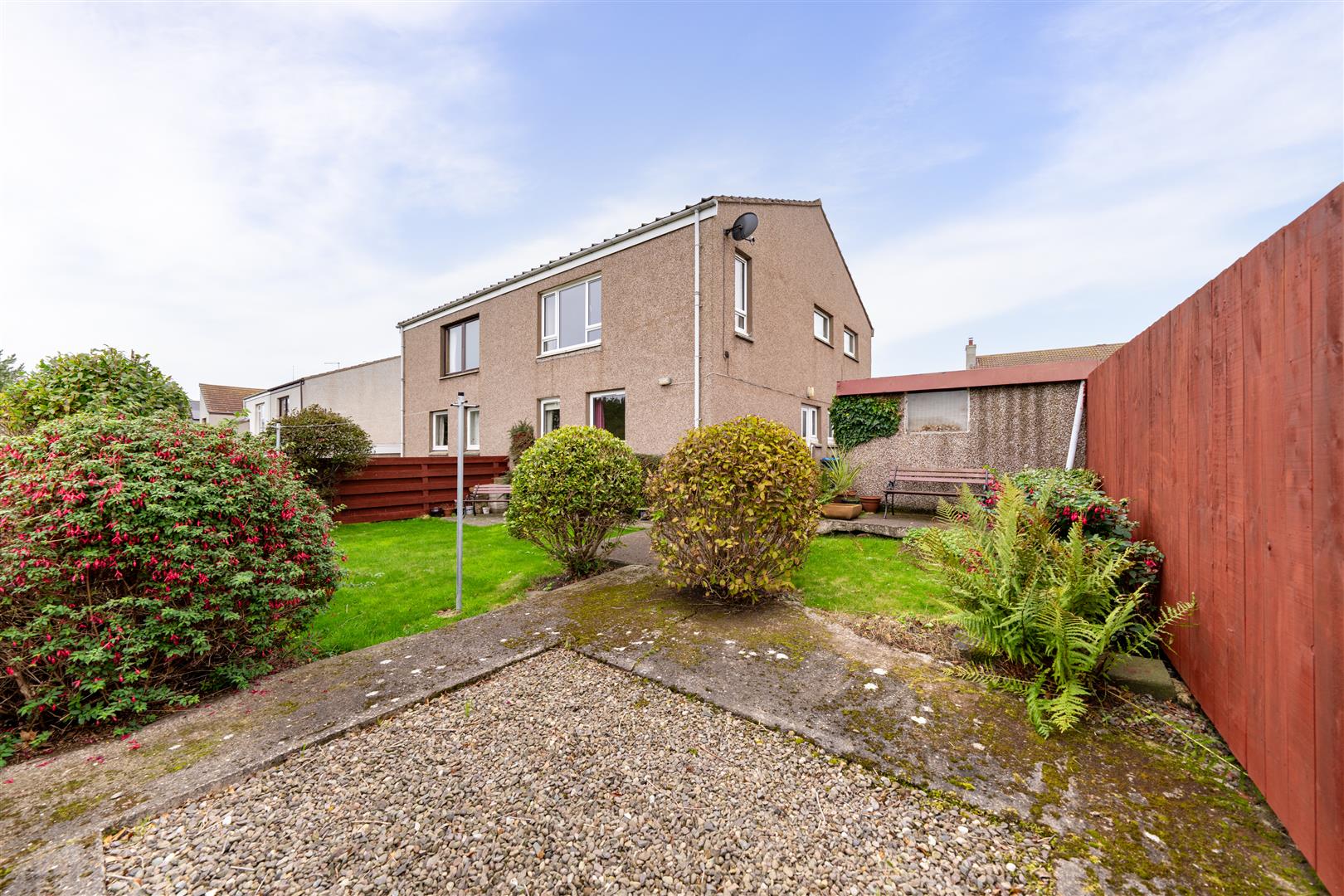 6_barefoots_avenue-16