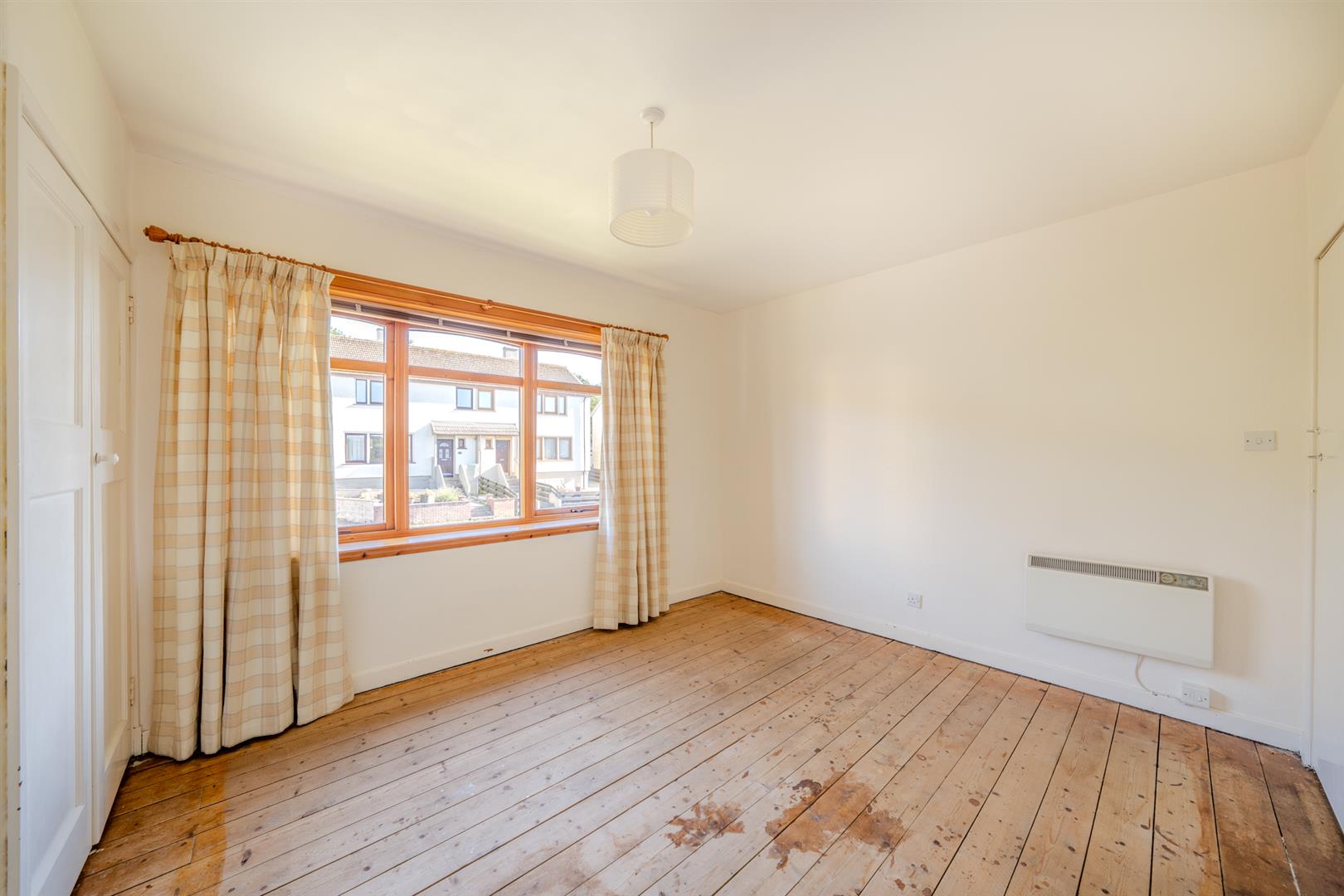 28 Gunsgreen Crescent_Eyemouth-09