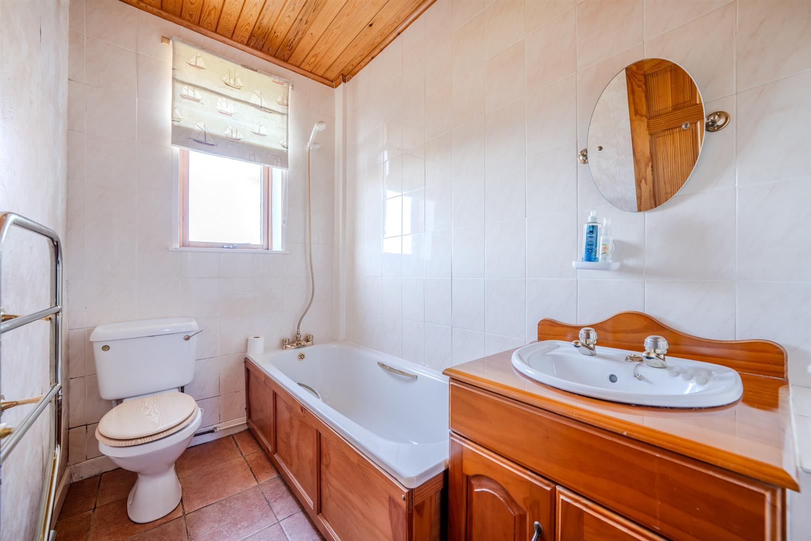 28 Gunsgreen Crescent_Eyemouth-07