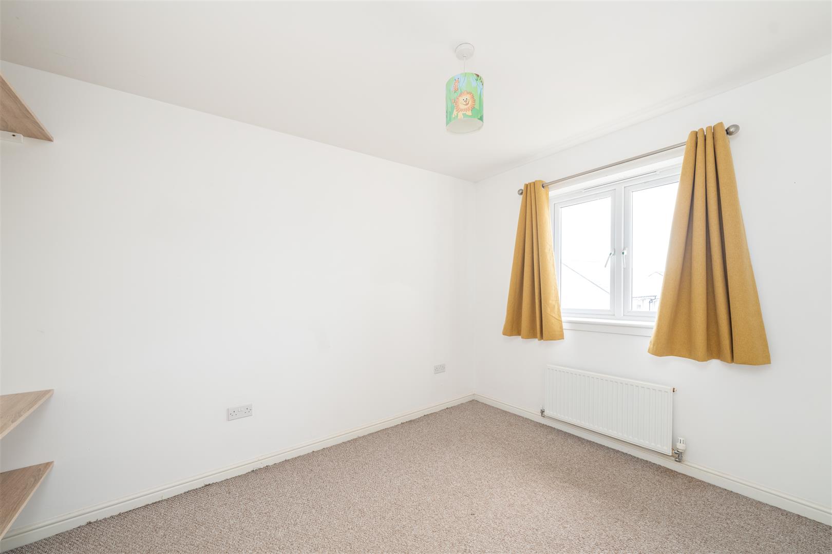 10_whitehall_close-10