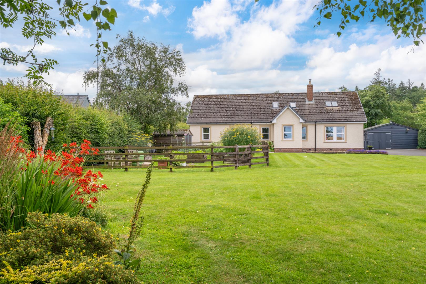 ellembridge_cottage_Duns_externals-18