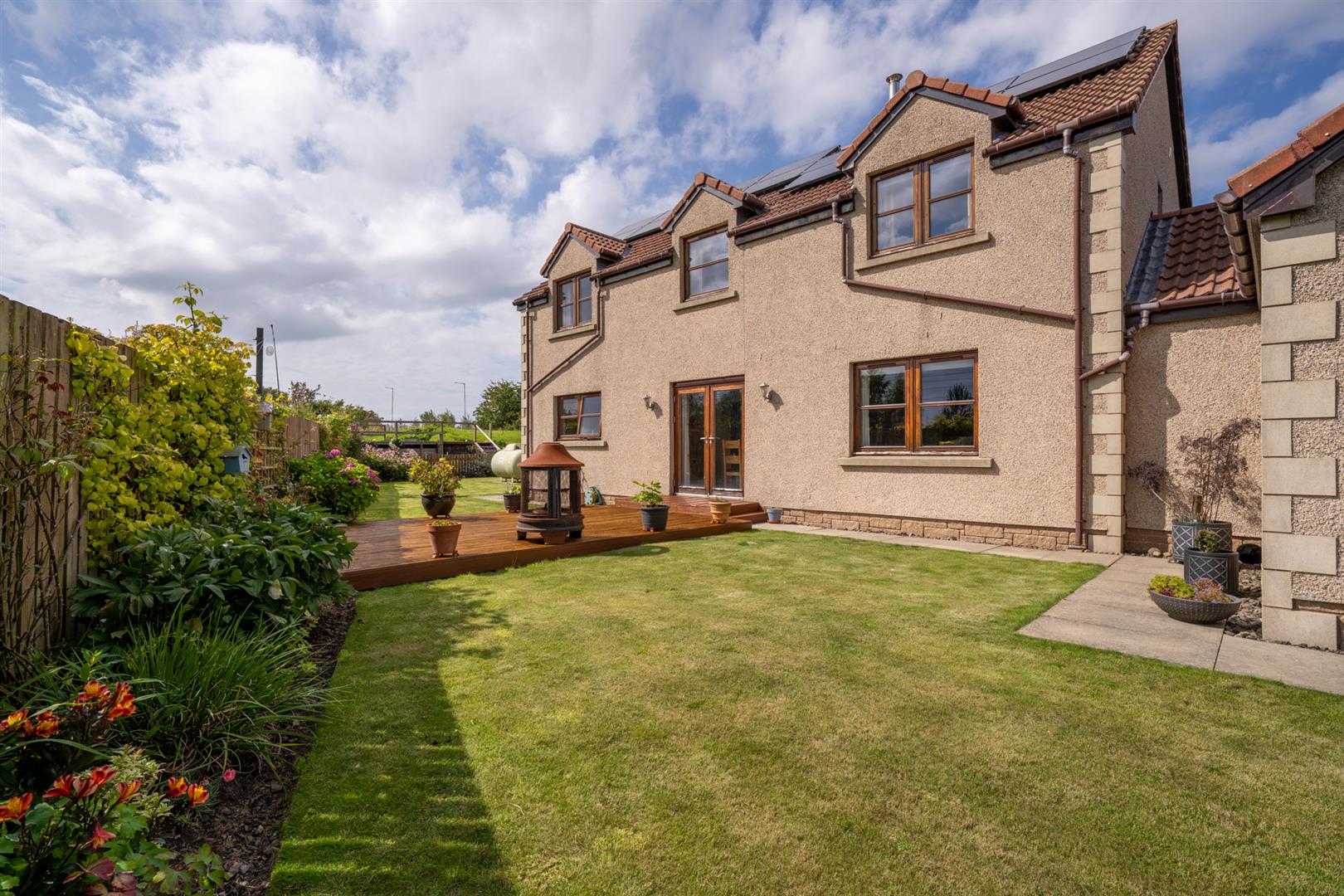 signal_house_reston_externals-02