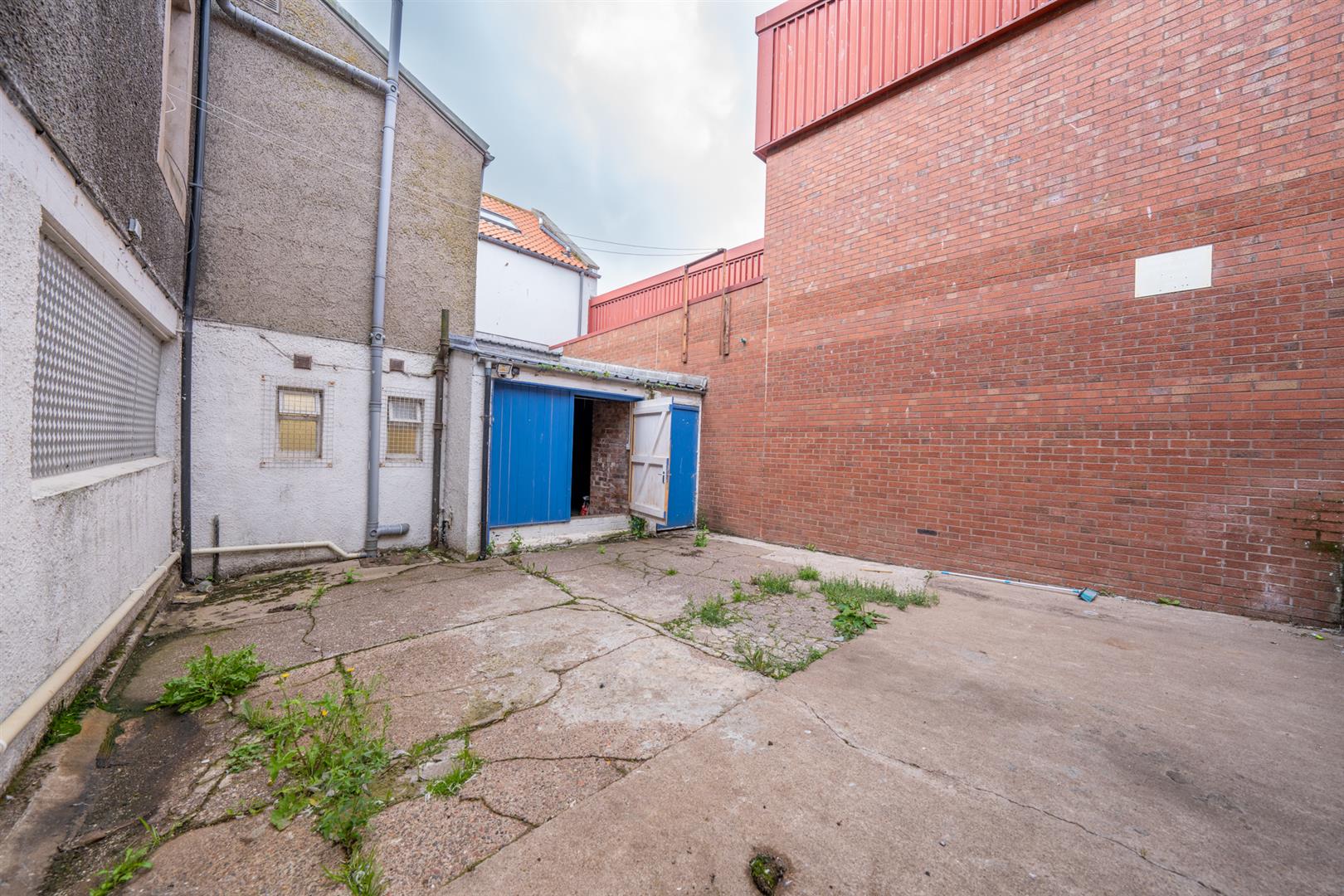 Cafe Premises_Harbour Road_Eyemouth-12