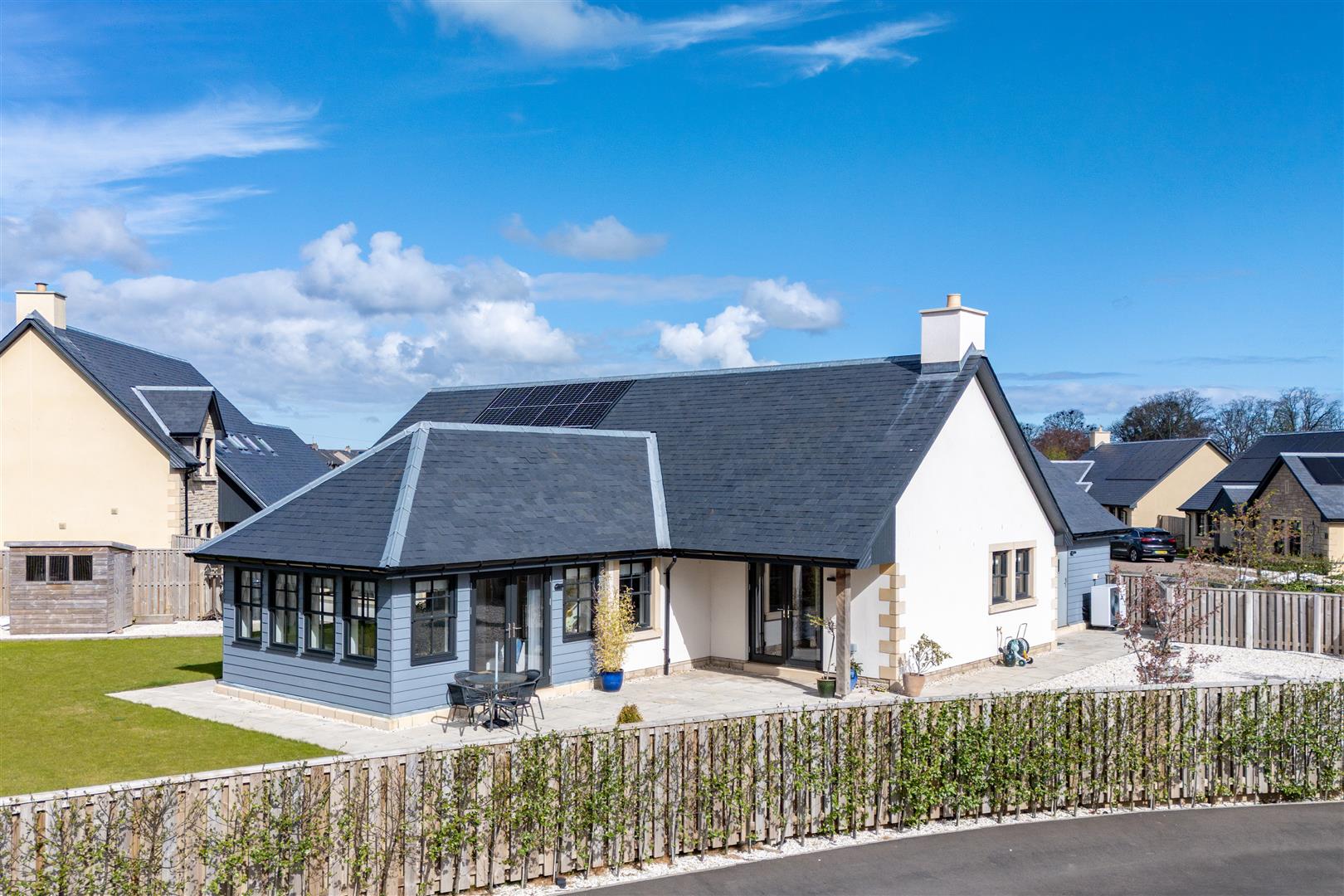 1_everly_way_swinton-24