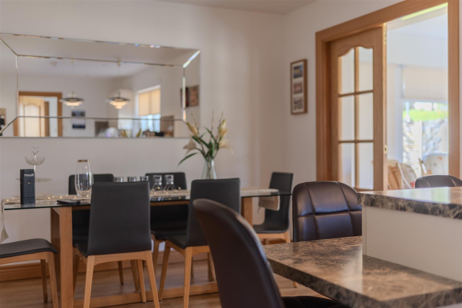 16_riverside_view_lifestyle-4