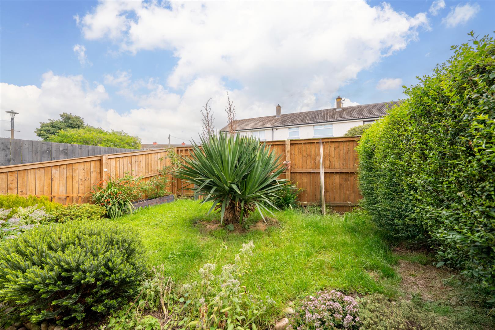 22_moredun_park_way-16