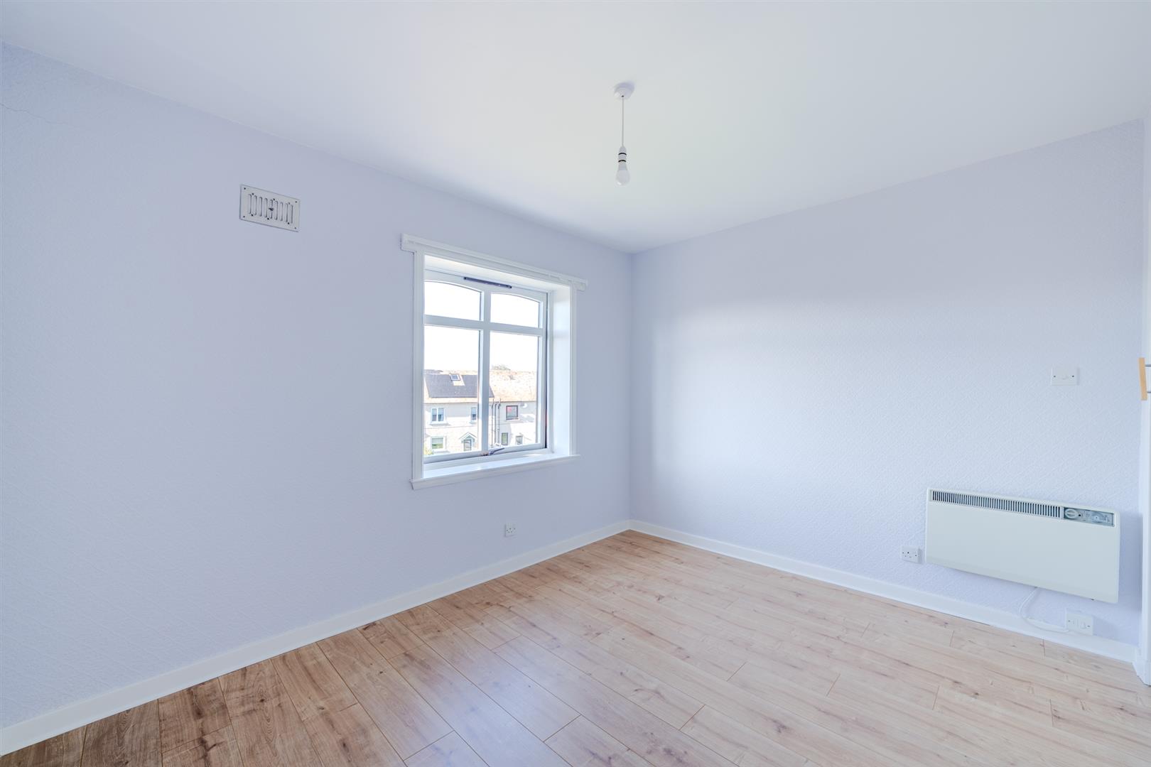 28 Gunsgreen Crescent_Eyemouth-11