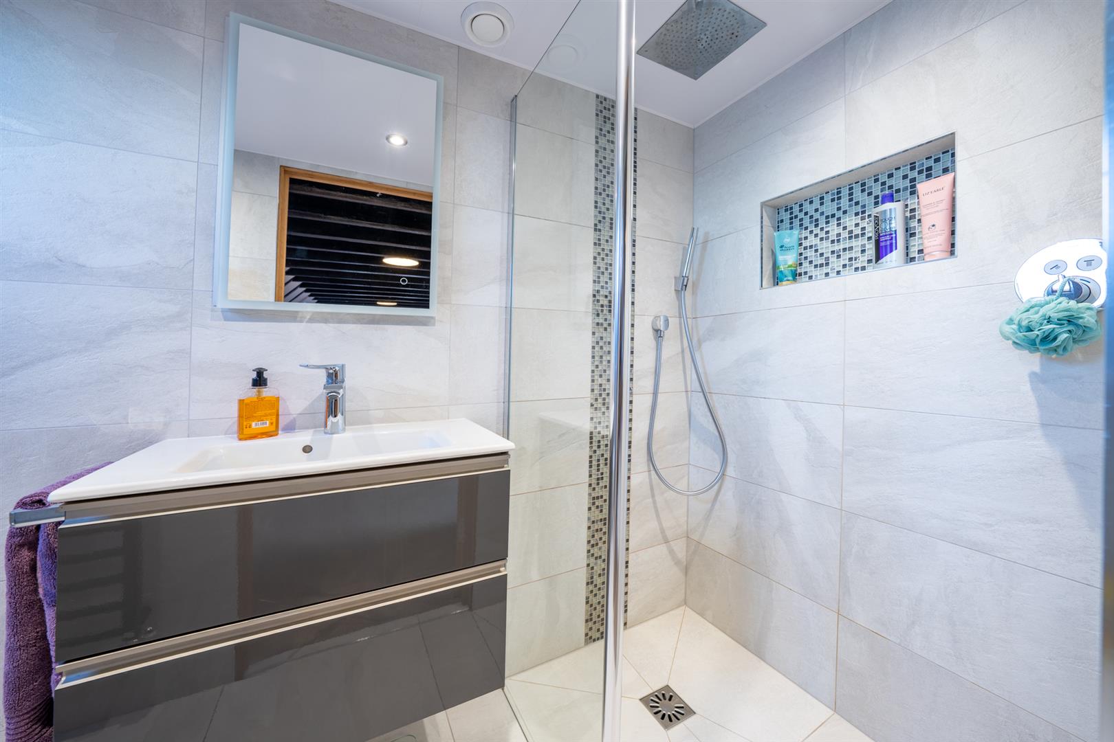 The Blue House Cowdrait-20