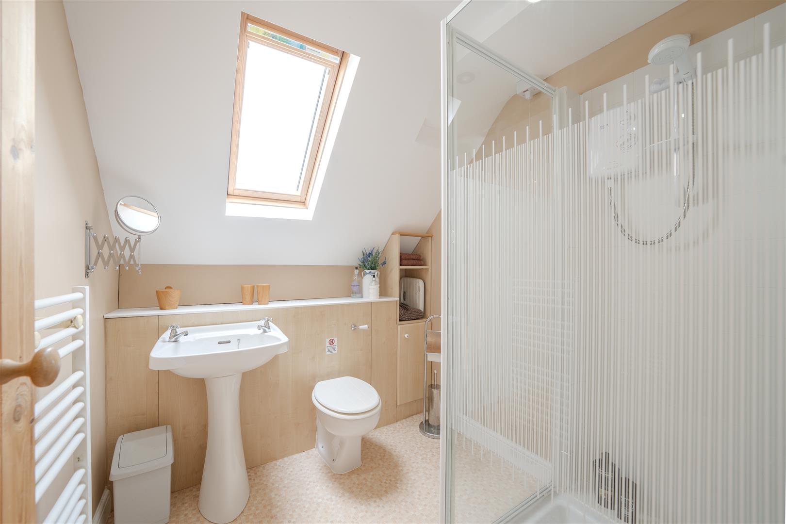 1_Swinton_Bridge_End_Farm_Cottage-26