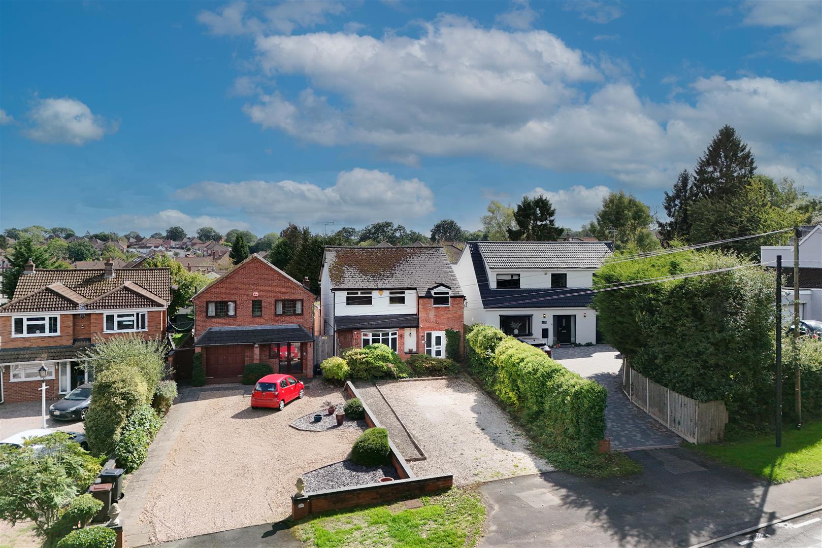 Alcester Road, Hollywood