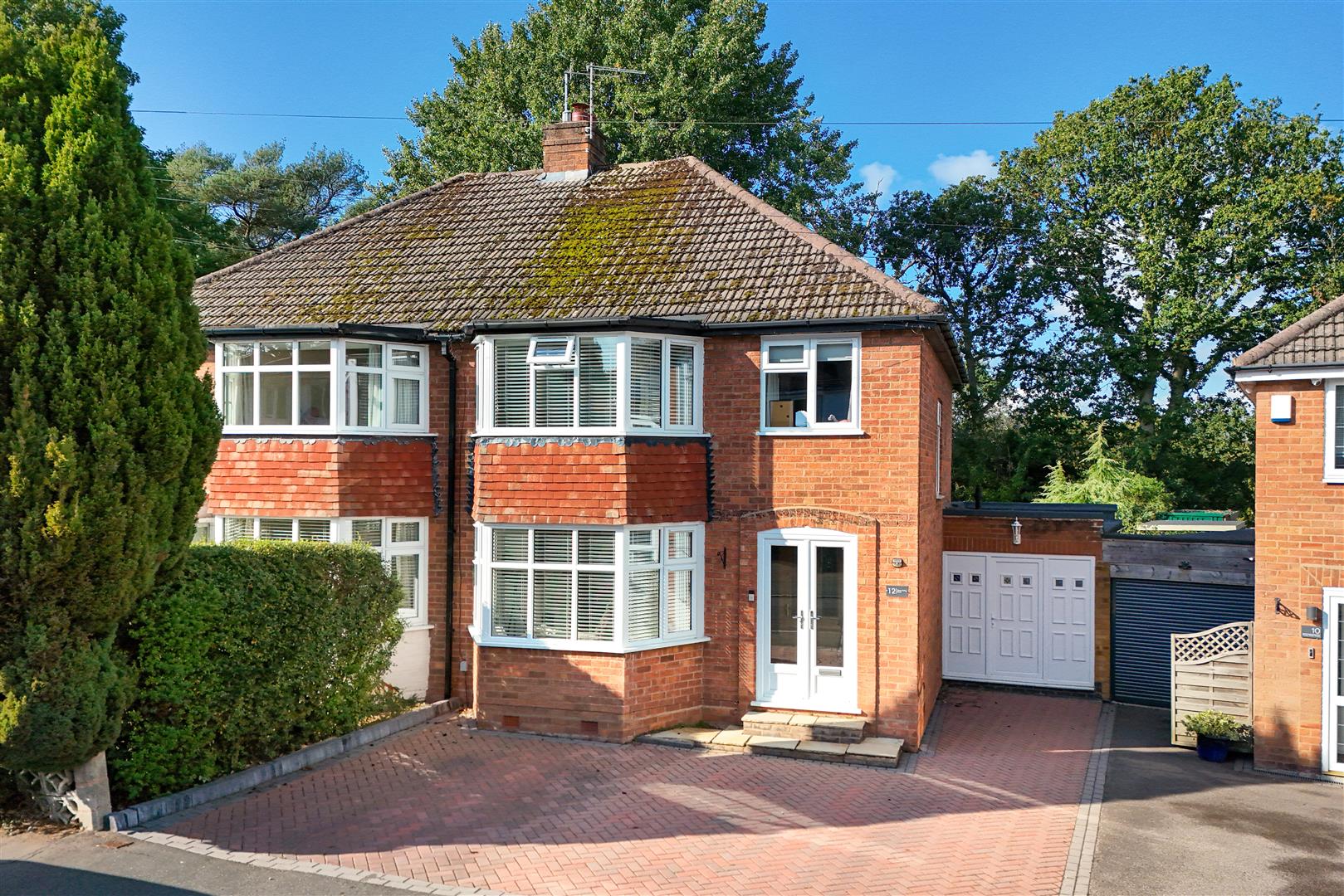Three Oaks Road, Wythall